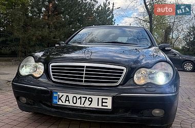 Седан Mercedes-Benz C-Class 2002 в Запорожье