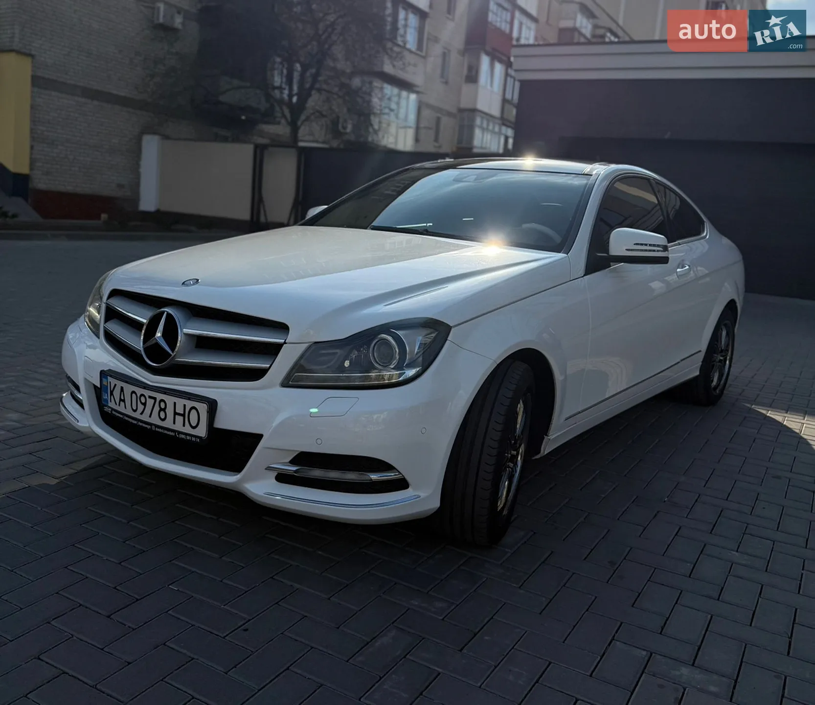 2012 Mercedes-Benz C-klasse - мініатюра 3