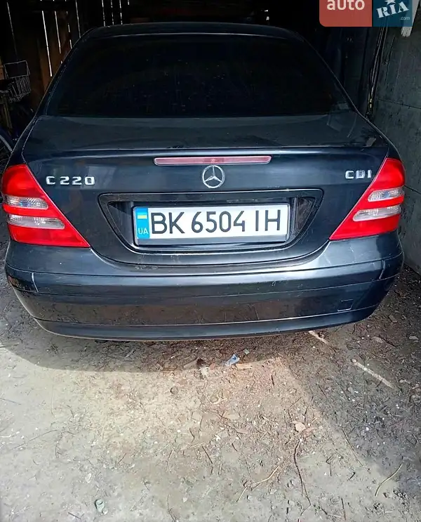 Mercedes-Benz C-Class 2003