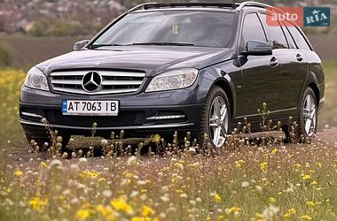 Универсал Mercedes-Benz C-Class 2010 в Кривом Роге
