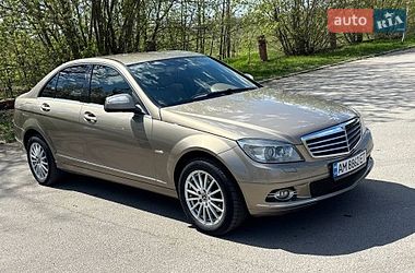 Седан Mercedes-Benz C-Class 2008 в Бердичеве