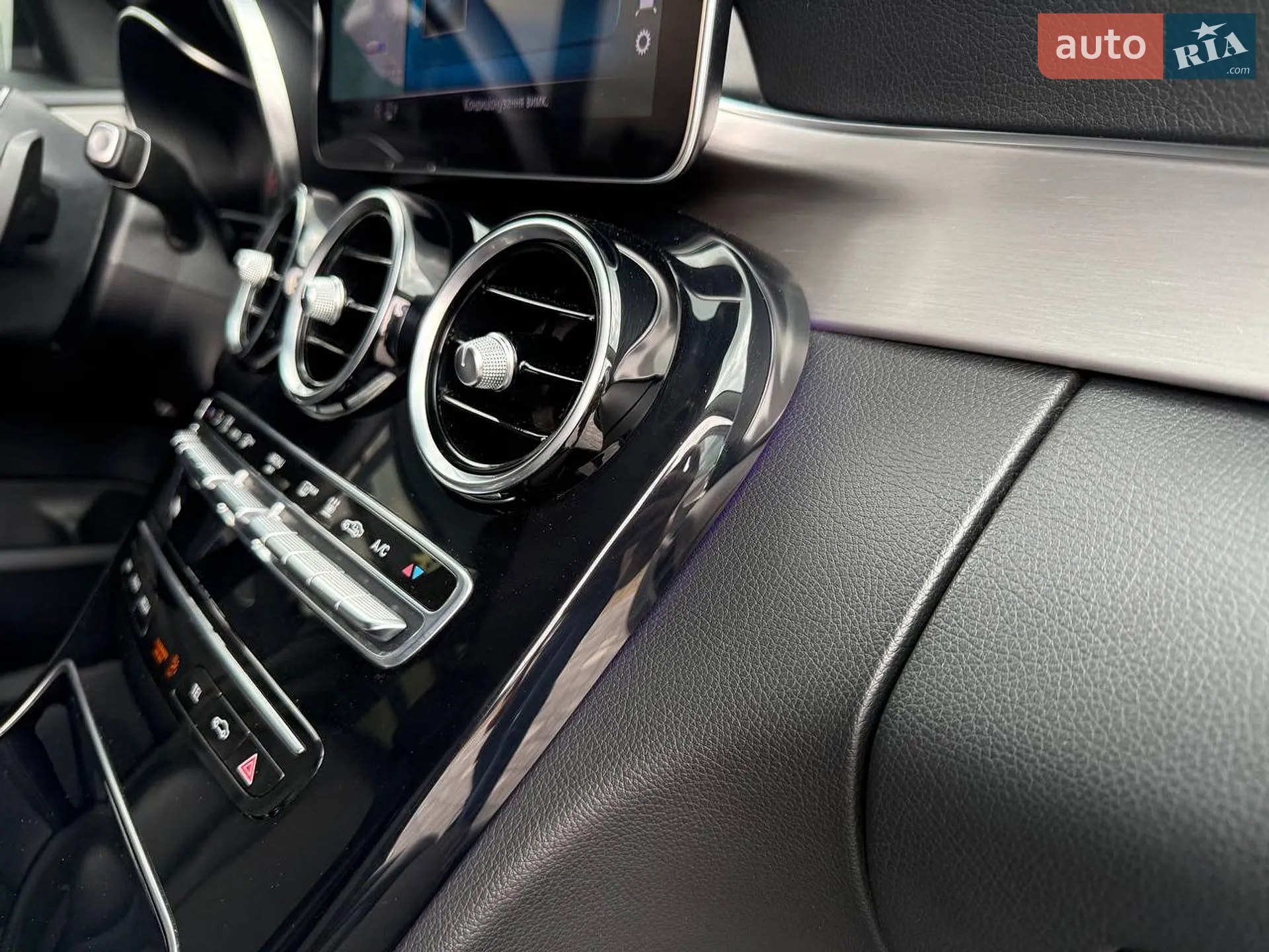 2020 Mercedes-Benz C-klasse - мініатюра 37