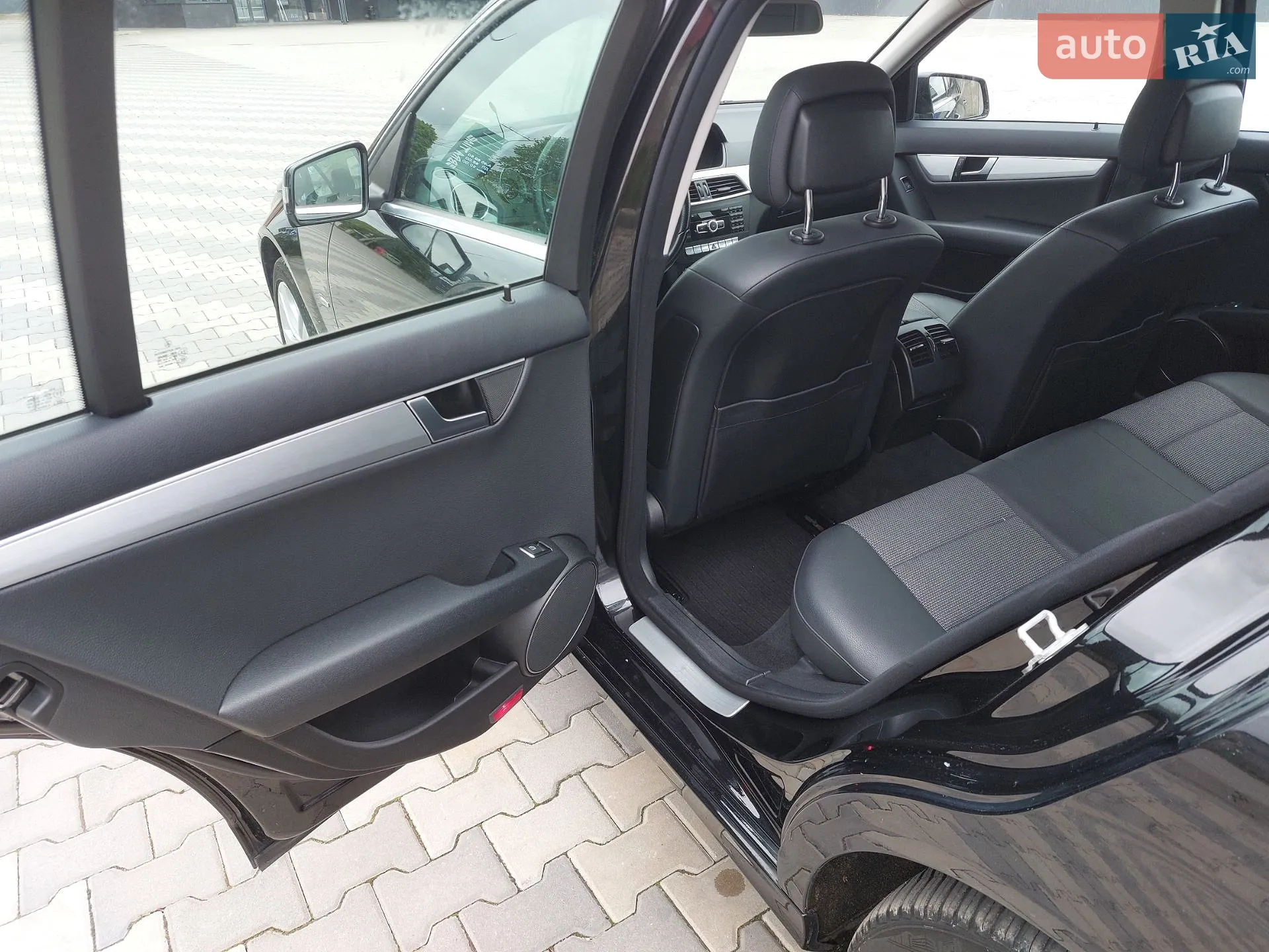 2011 Mercedes-Benz C-klasse - мініатюра 11