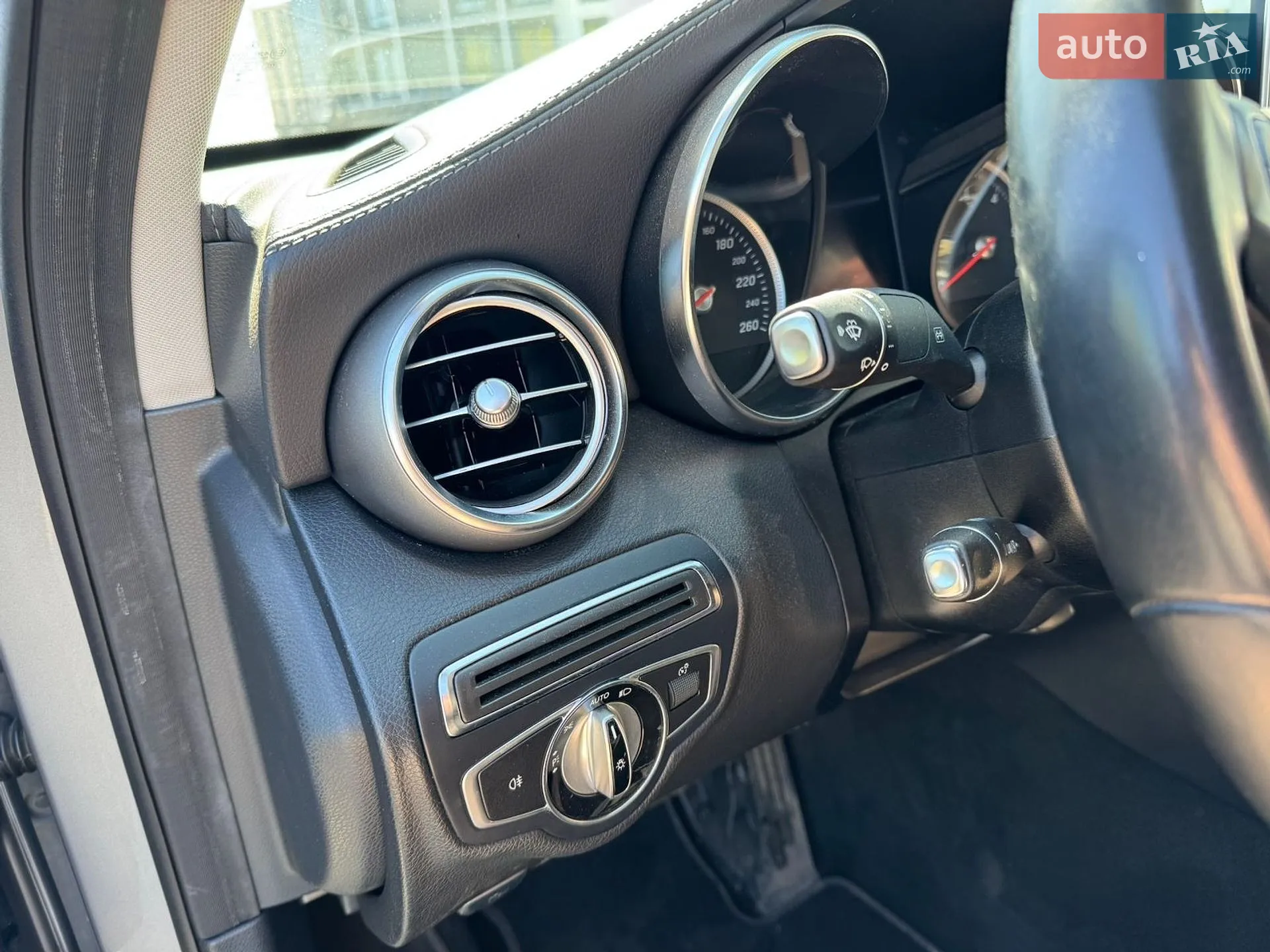 2014 Mercedes-Benz C-klasse - мініатюра 22