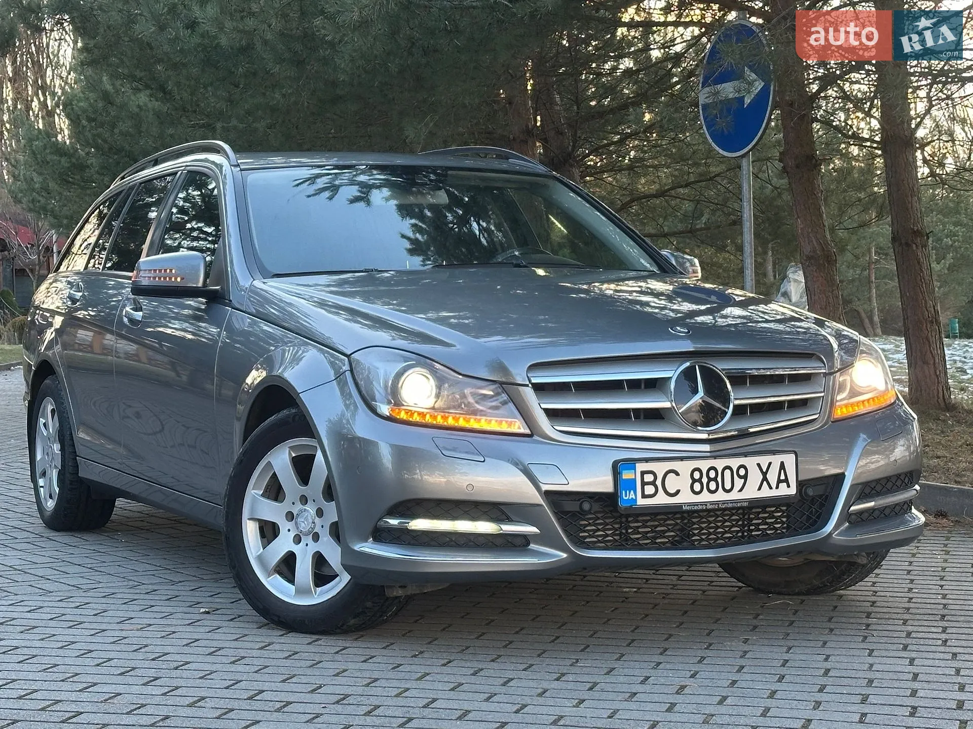 2013 Mercedes-Benz C-klasse - мініатюра 3