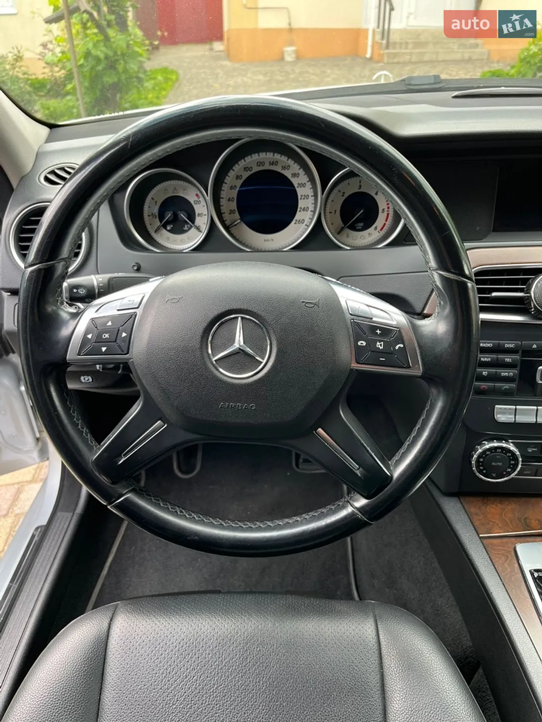2014 Mercedes-Benz C-klasse - мініатюра 16