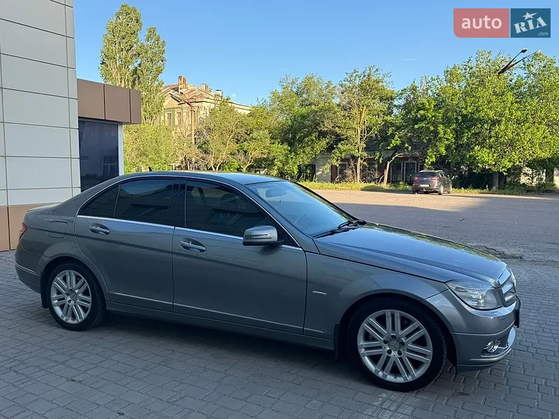 Mercedes-Benz C-Class 2009 VIN WDD2040871F458048 фото оголошення 41 з 91