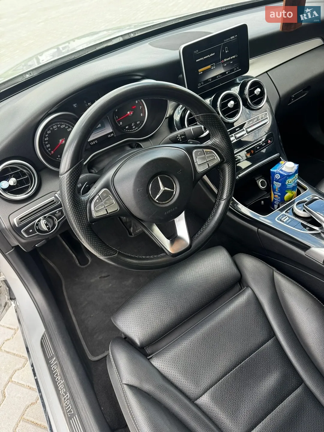 Mercedes-Benz C-Class 2015 VIN 55SWF4JB0GU132721 фото оголошення 9 з 16