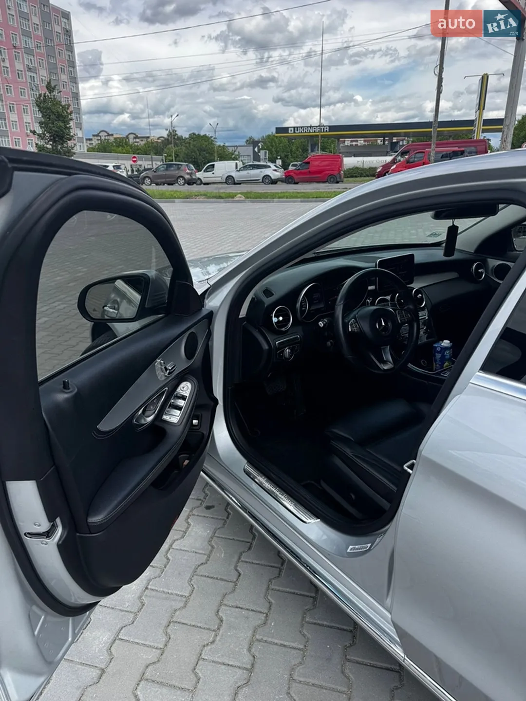 Mercedes-Benz C-Class 2015 VIN 55SWF4JB0GU132721 фото оголошення 10 з 16