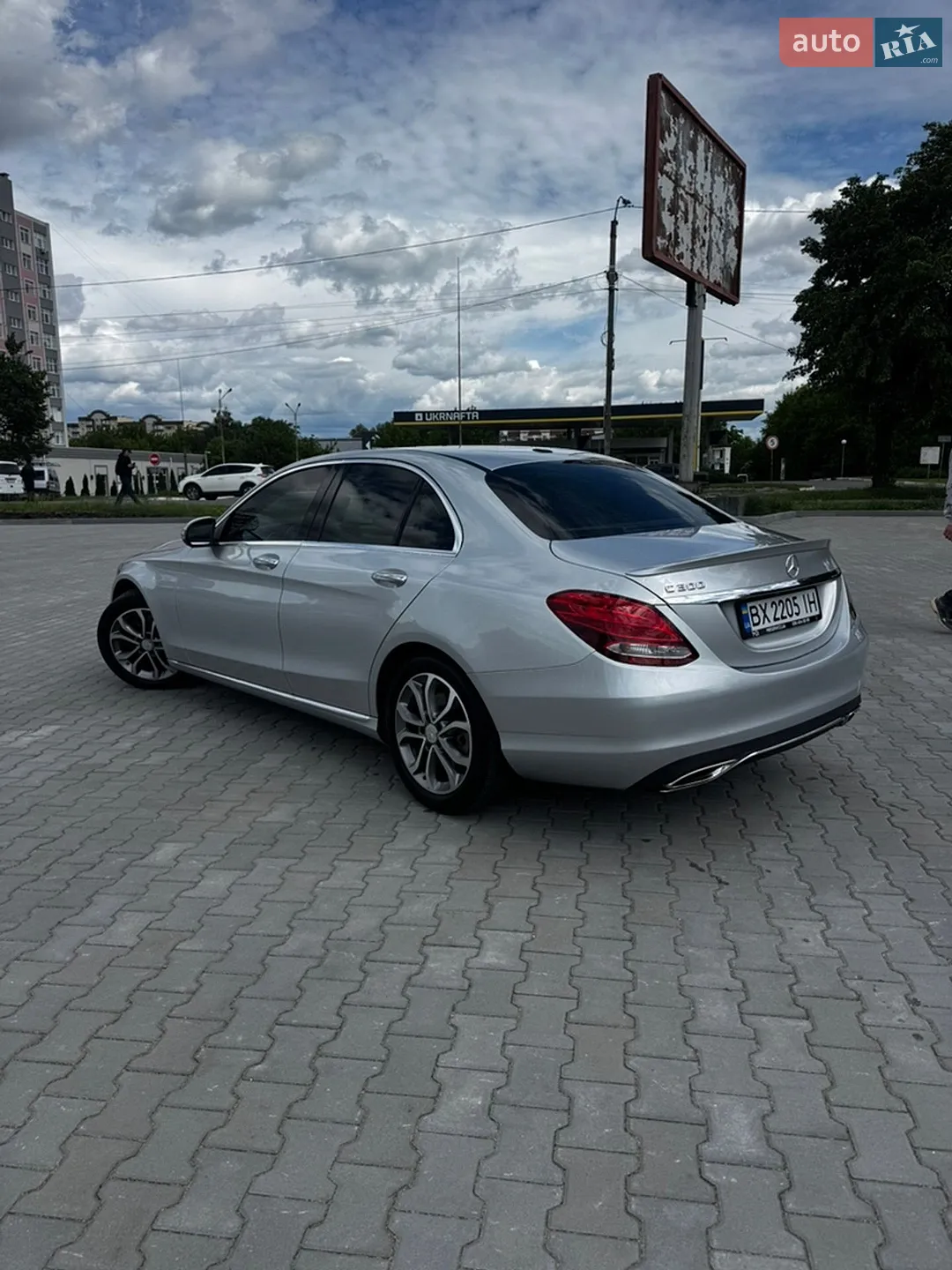 Mercedes-Benz C-Class 2015 VIN 55SWF4JB0GU132721 фото оголошення 11 з 16