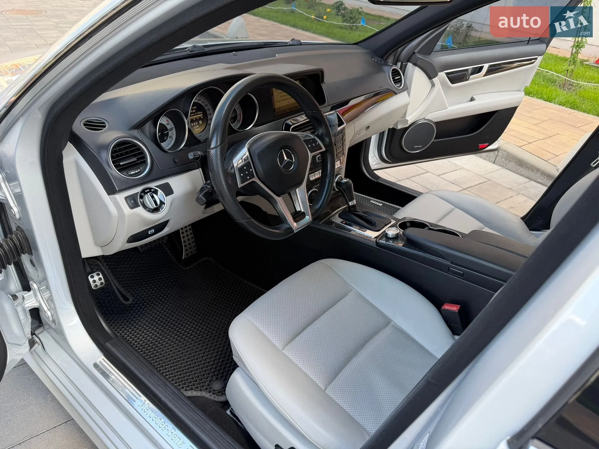 2012 Mercedes-Benz C-klasse - мініатюра 10