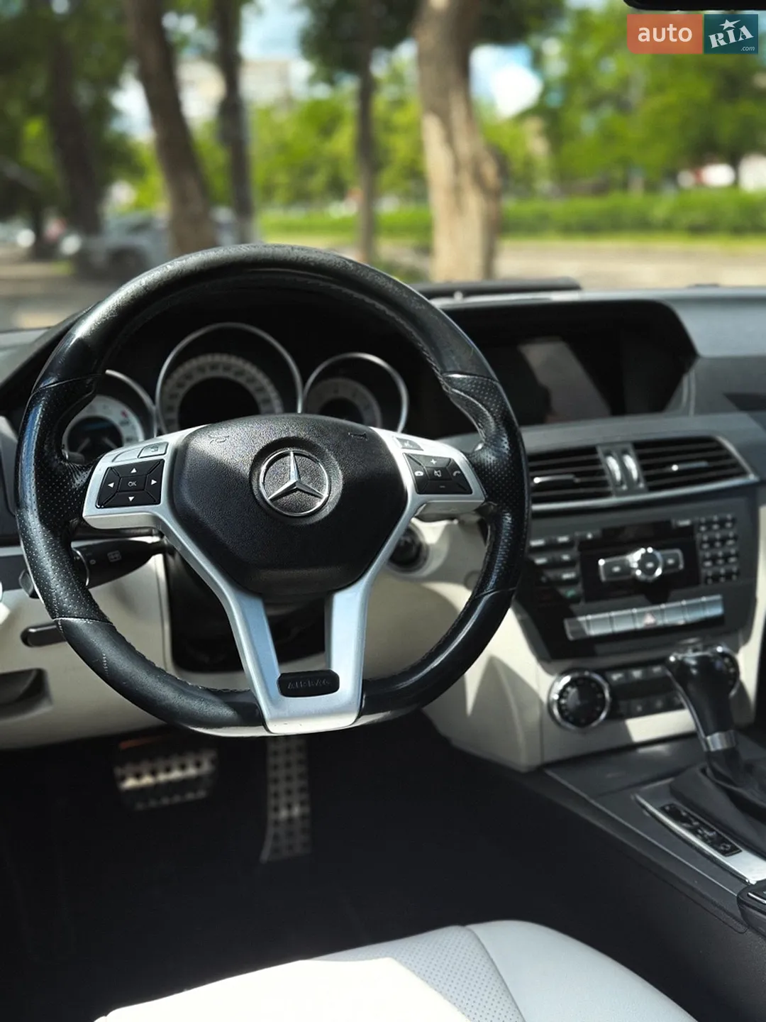 2011 Mercedes-Benz C-klasse - мініатюра 12