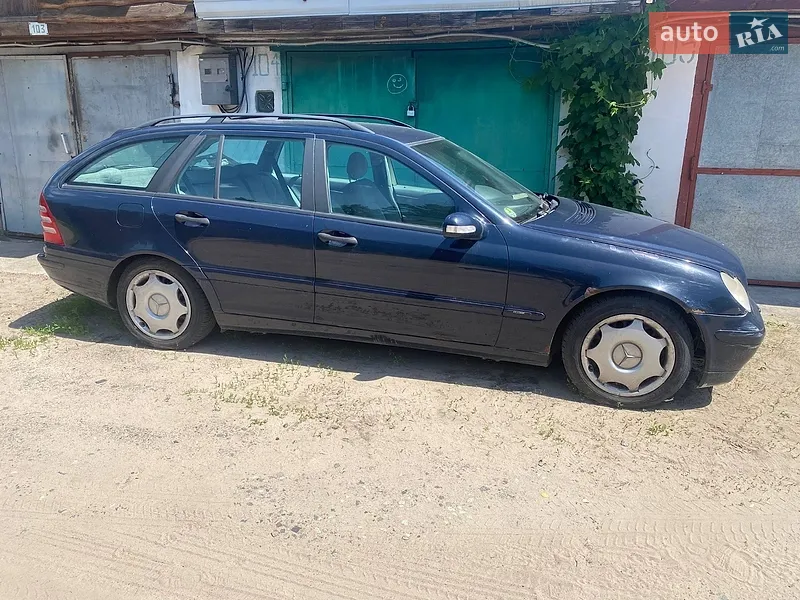 Mercedes-Benz C-Class 2001