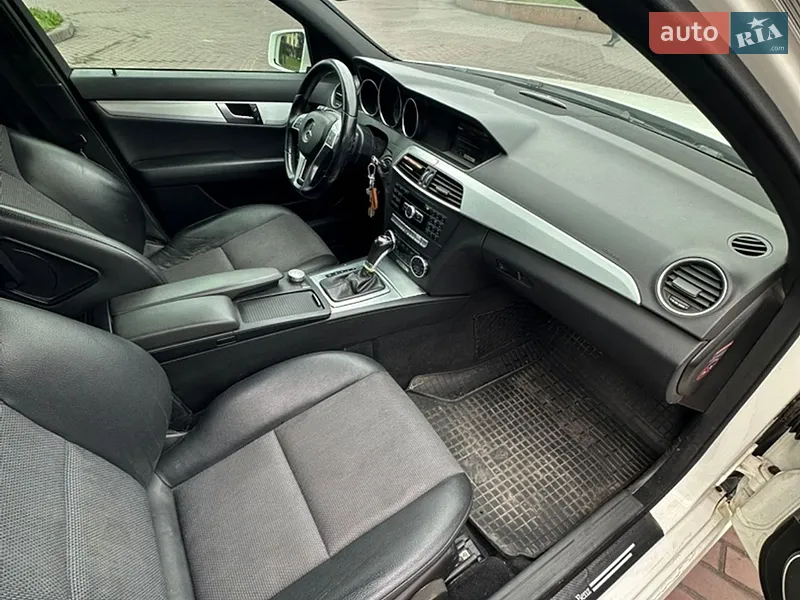 Mercedes-Benz C-Class 2013 VIN WDD2040841A921279 фото оголошення 23 з 74