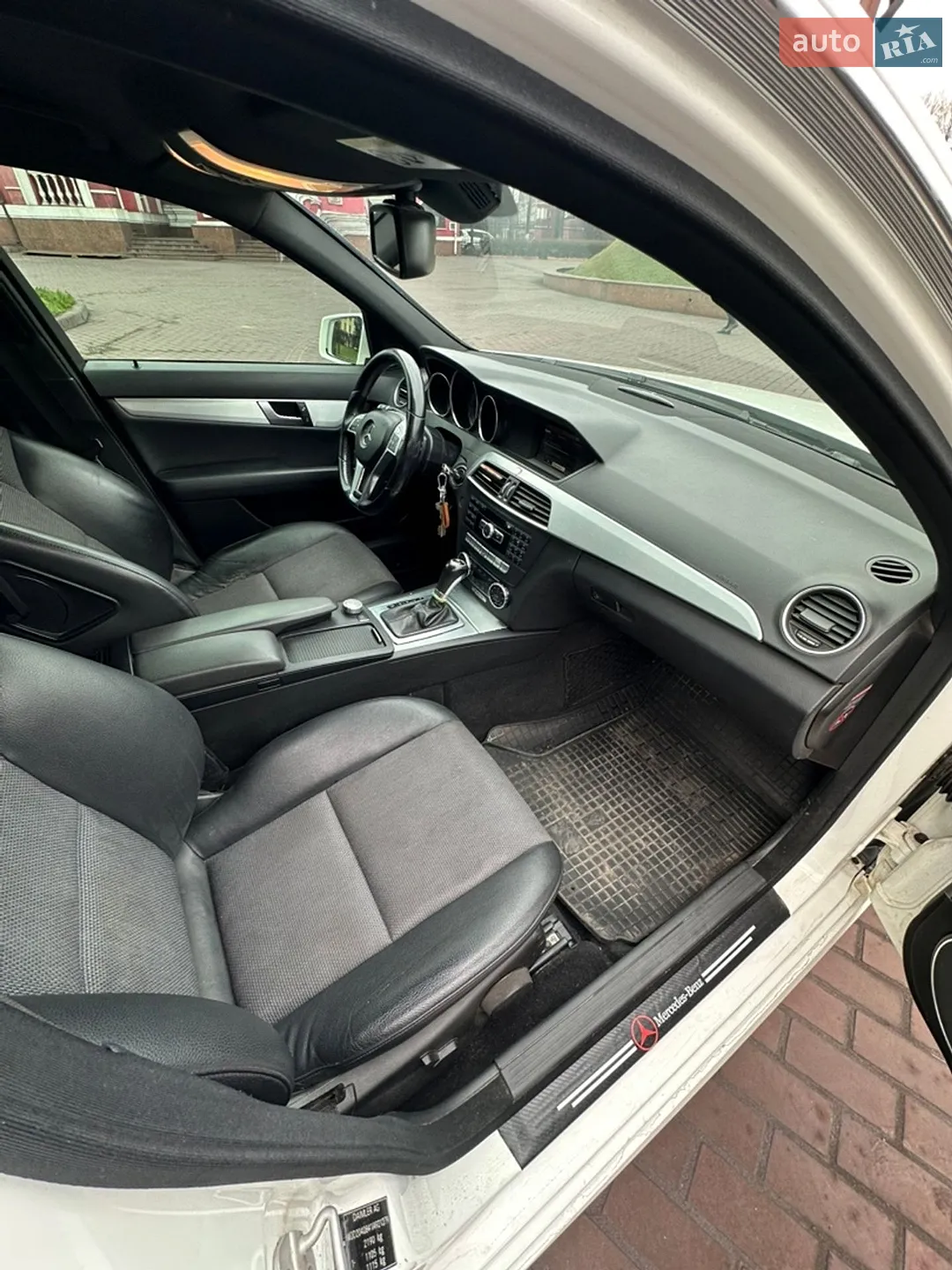 2013 Mercedes-Benz C-klasse - мініатюра 23