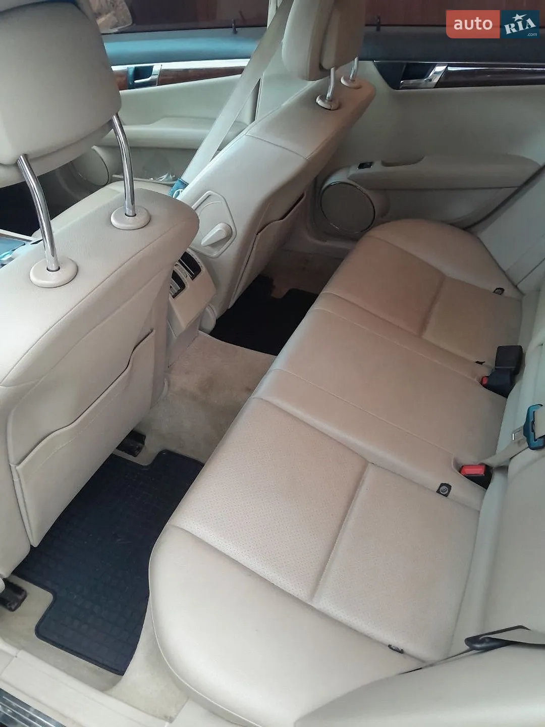 2011 Mercedes-Benz C-klasse - мініатюра 7