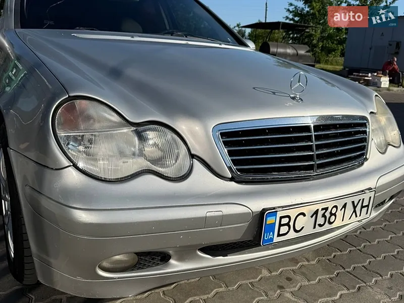 Mercedes-Benz C-Class 2001 VIN WDB2030041F119785 фото оголошення 13 з 49
