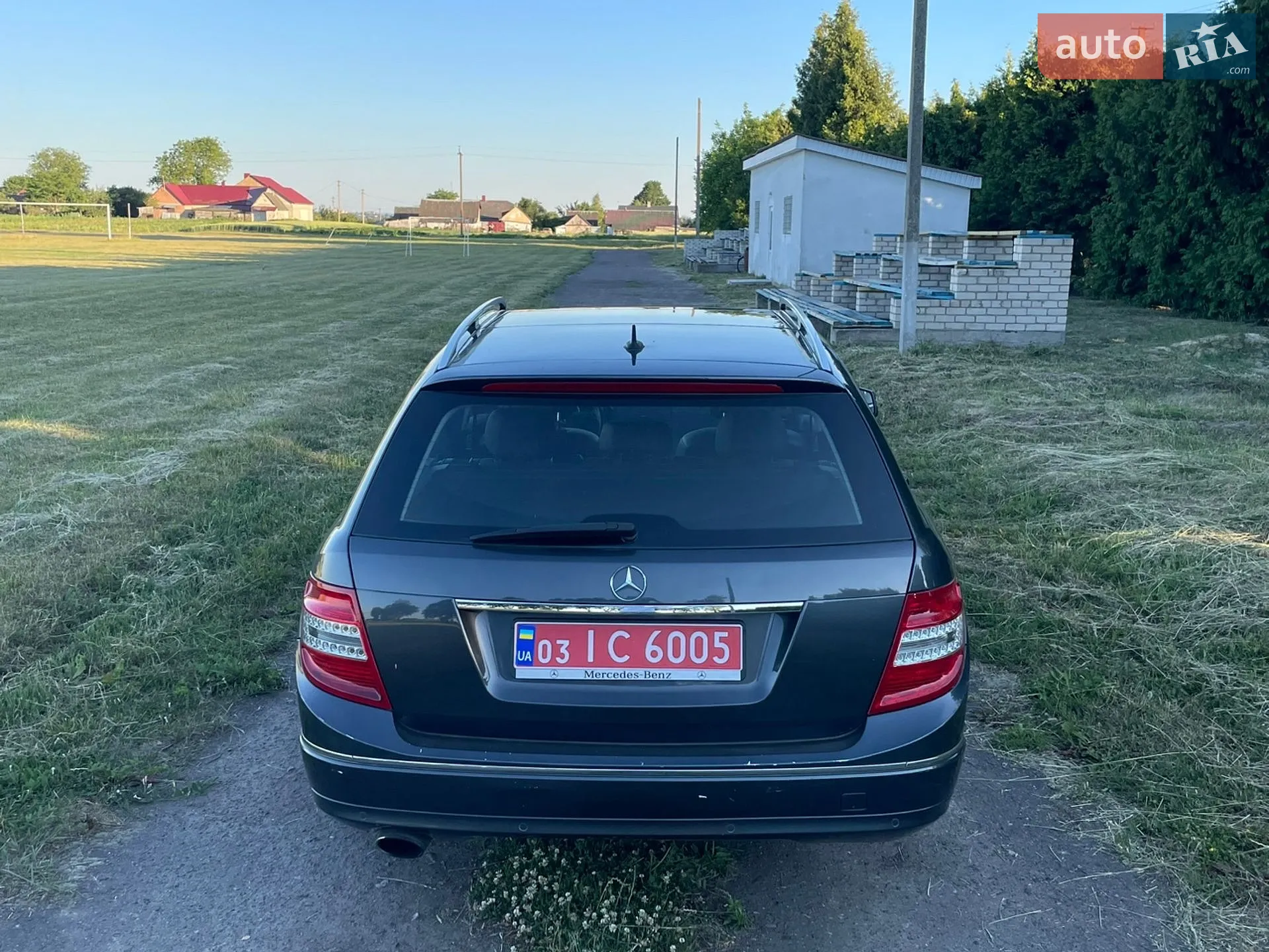 2010 Mercedes-Benz C-klasse - мініатюра 14