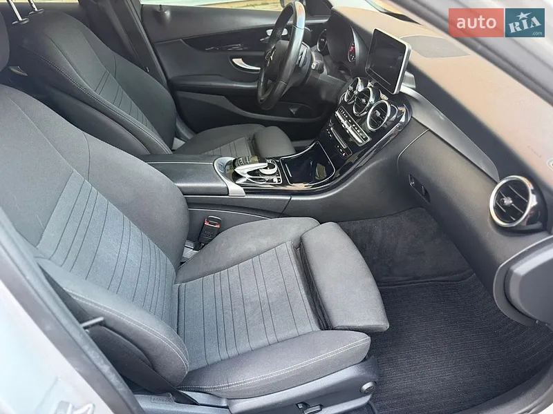 Mercedes-Benz C-Class 2017 VIN WDD2052071F678538 фото оголошення 13 з 46