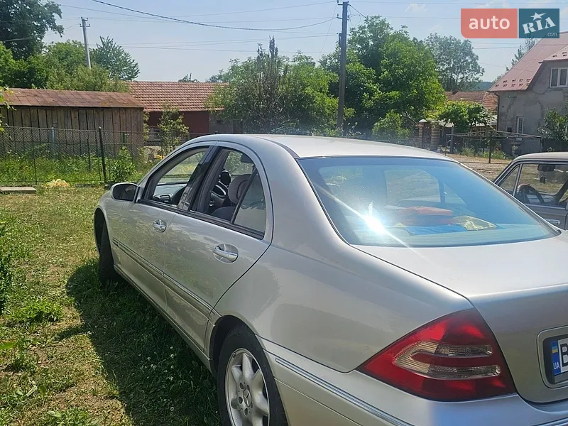 Mercedes-Benz C-Class 2003 VIN WDB2030461A579775 фото оголошення 14 з 60