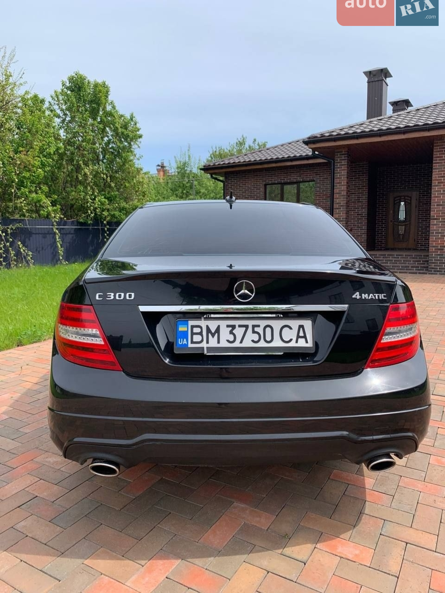 Mercedes-Benz C-Class 2013 VIN WDDGF8AB5DR281201 фото оголошення 3 з 8