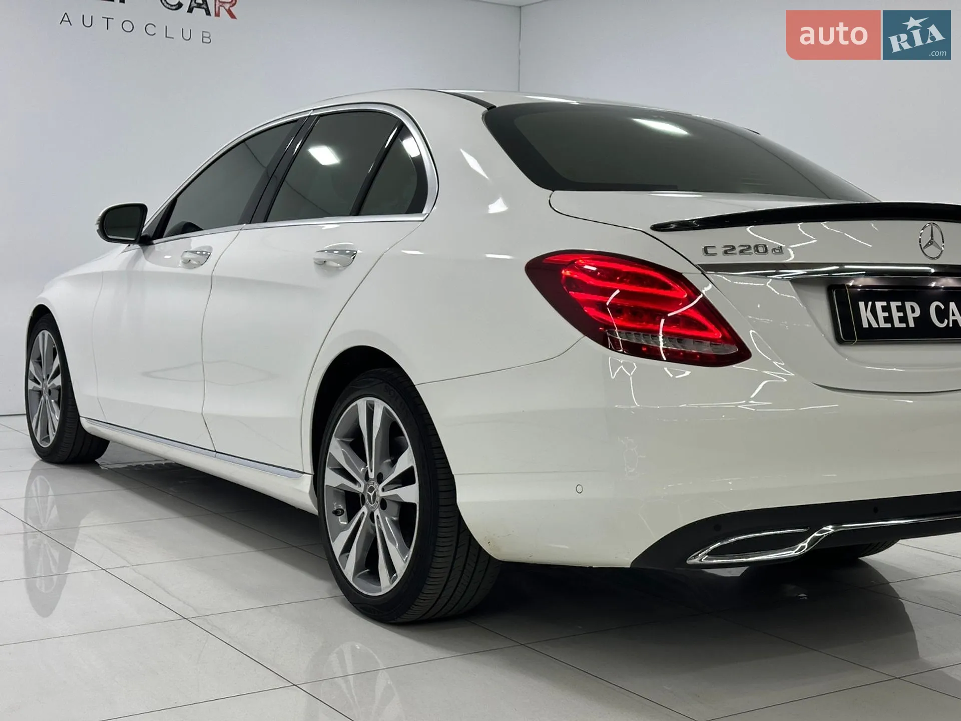 2017 Mercedes-Benz C-klasse - мініатюра 16