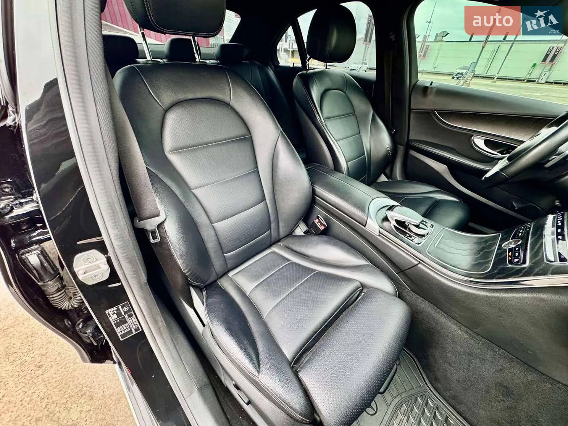 2015 Mercedes-Benz C-klasse - мініатюра 30