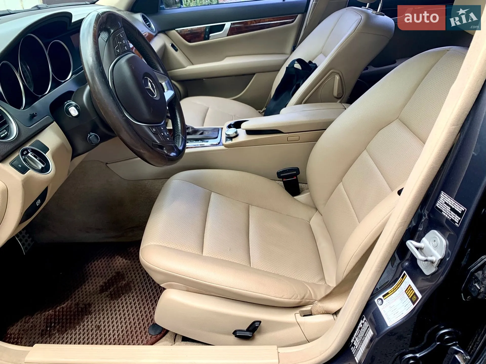 2013 Mercedes-Benz C-klasse - мініатюра 11