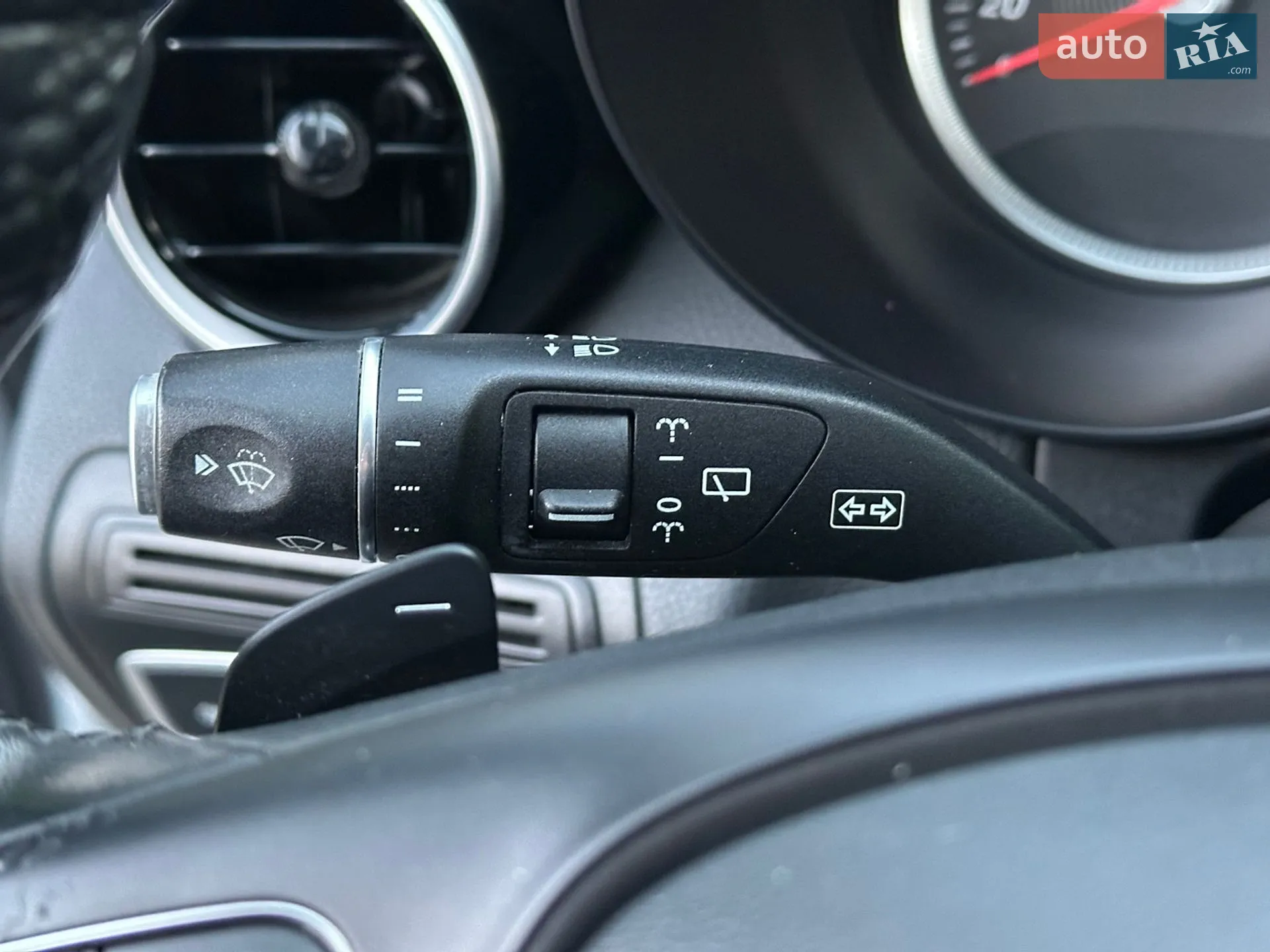 2015 Mercedes-Benz C-klasse - мініатюра 18
