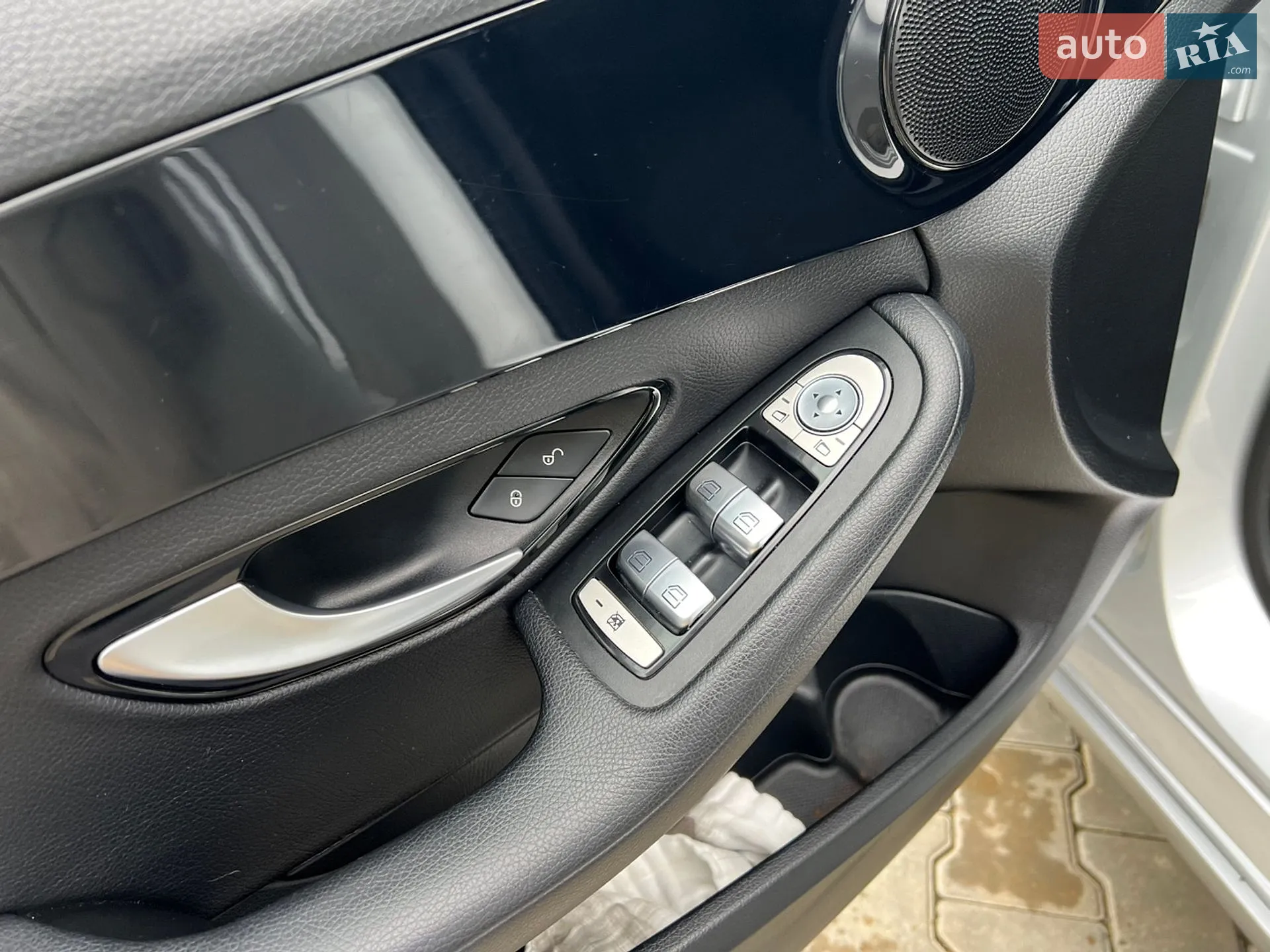 2015 Mercedes-Benz C-klasse - мініатюра 27