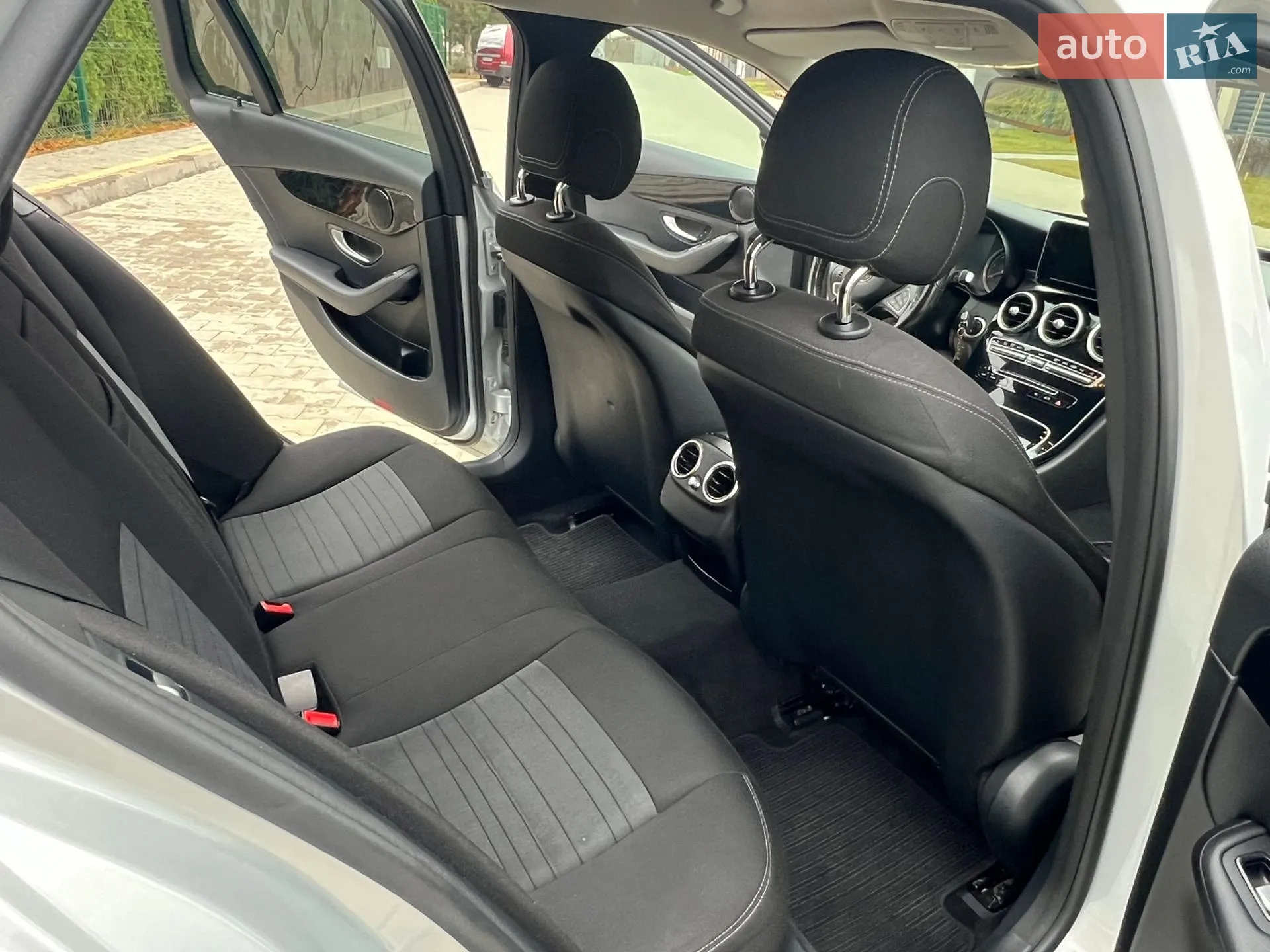 2015 Mercedes-Benz C-klasse - мініатюра 33