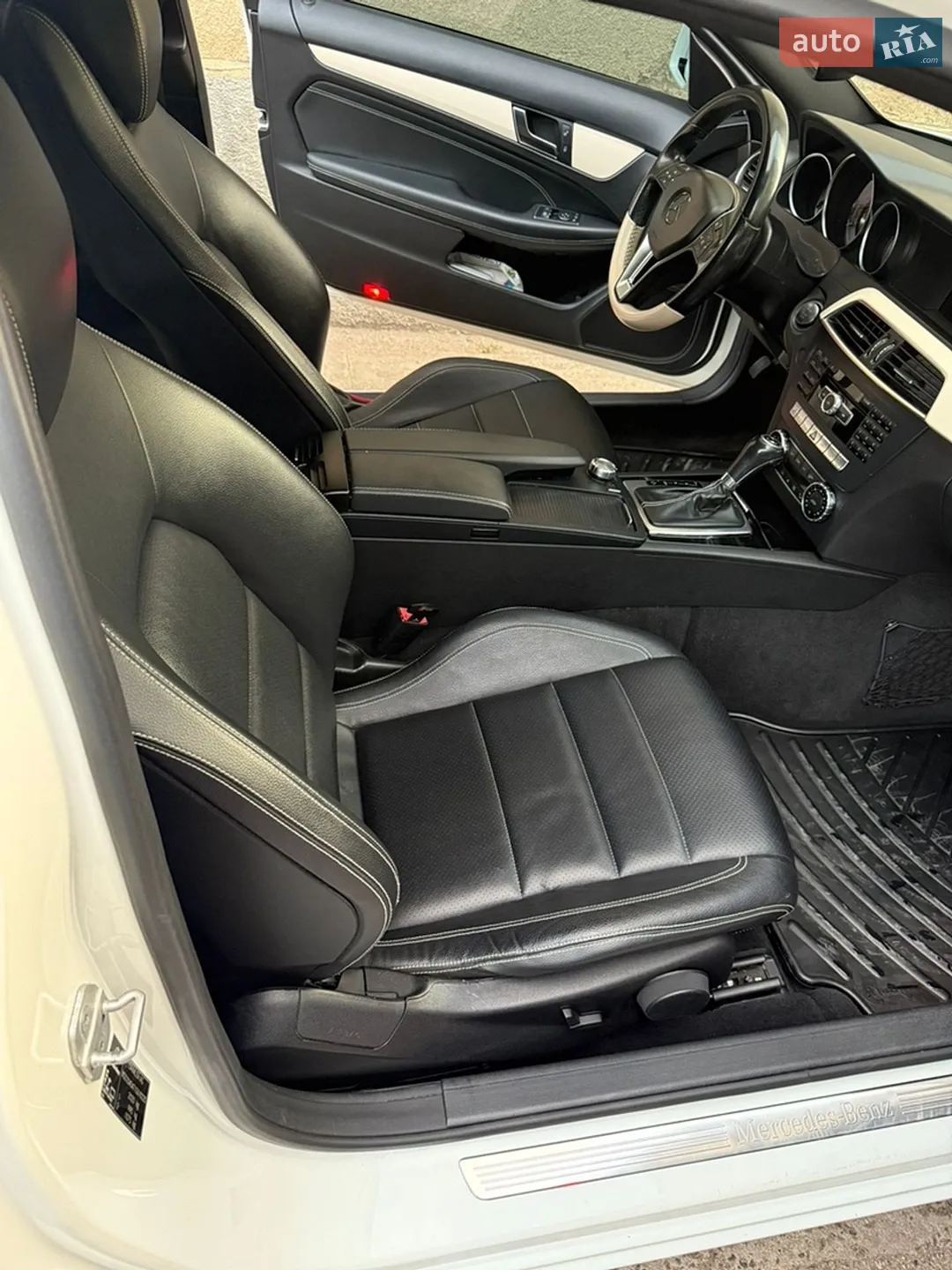 2012 Mercedes-Benz C-klasse - мініатюра 23