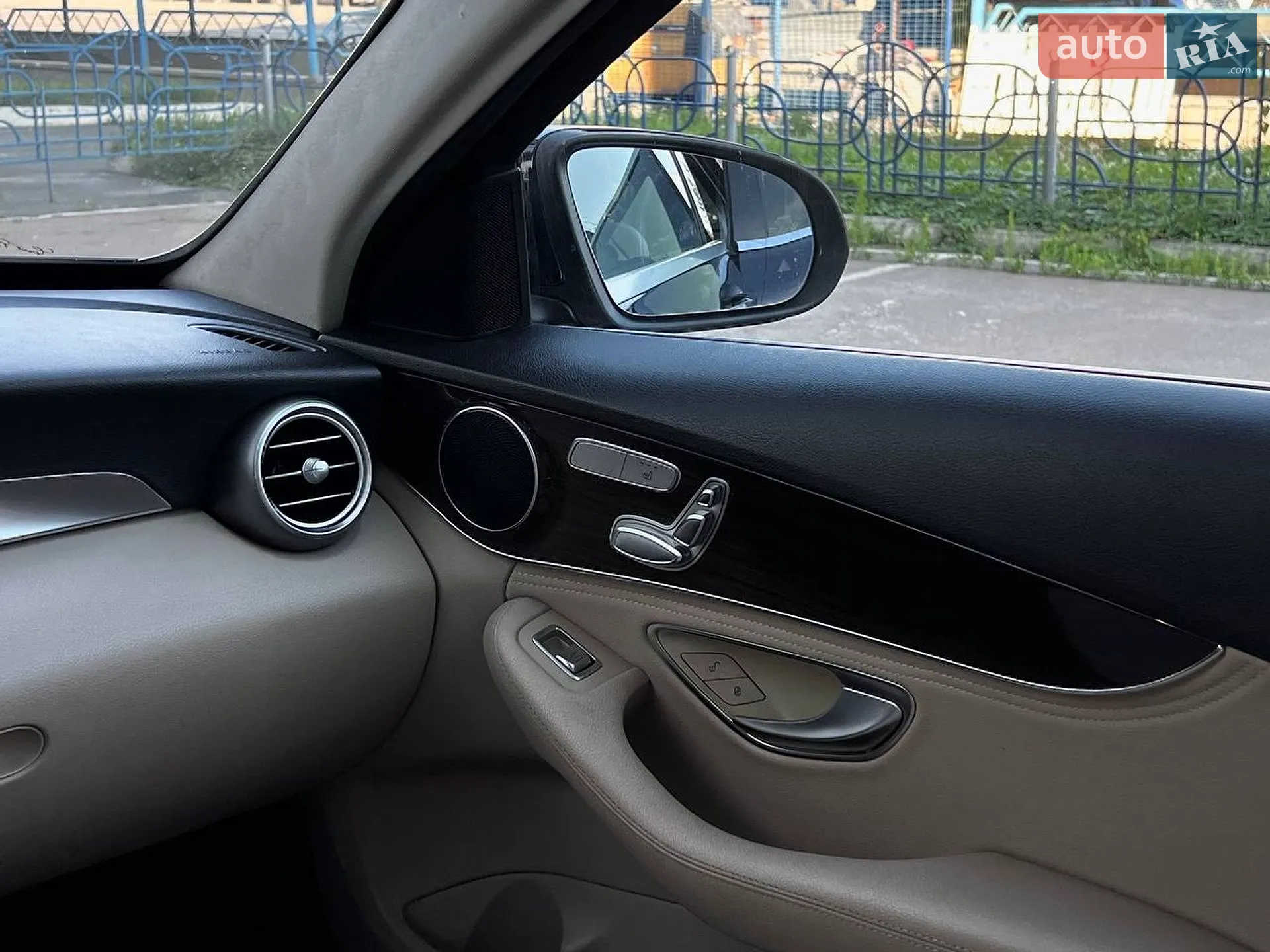 2015 Mercedes-Benz C-klasse - мініатюра 13