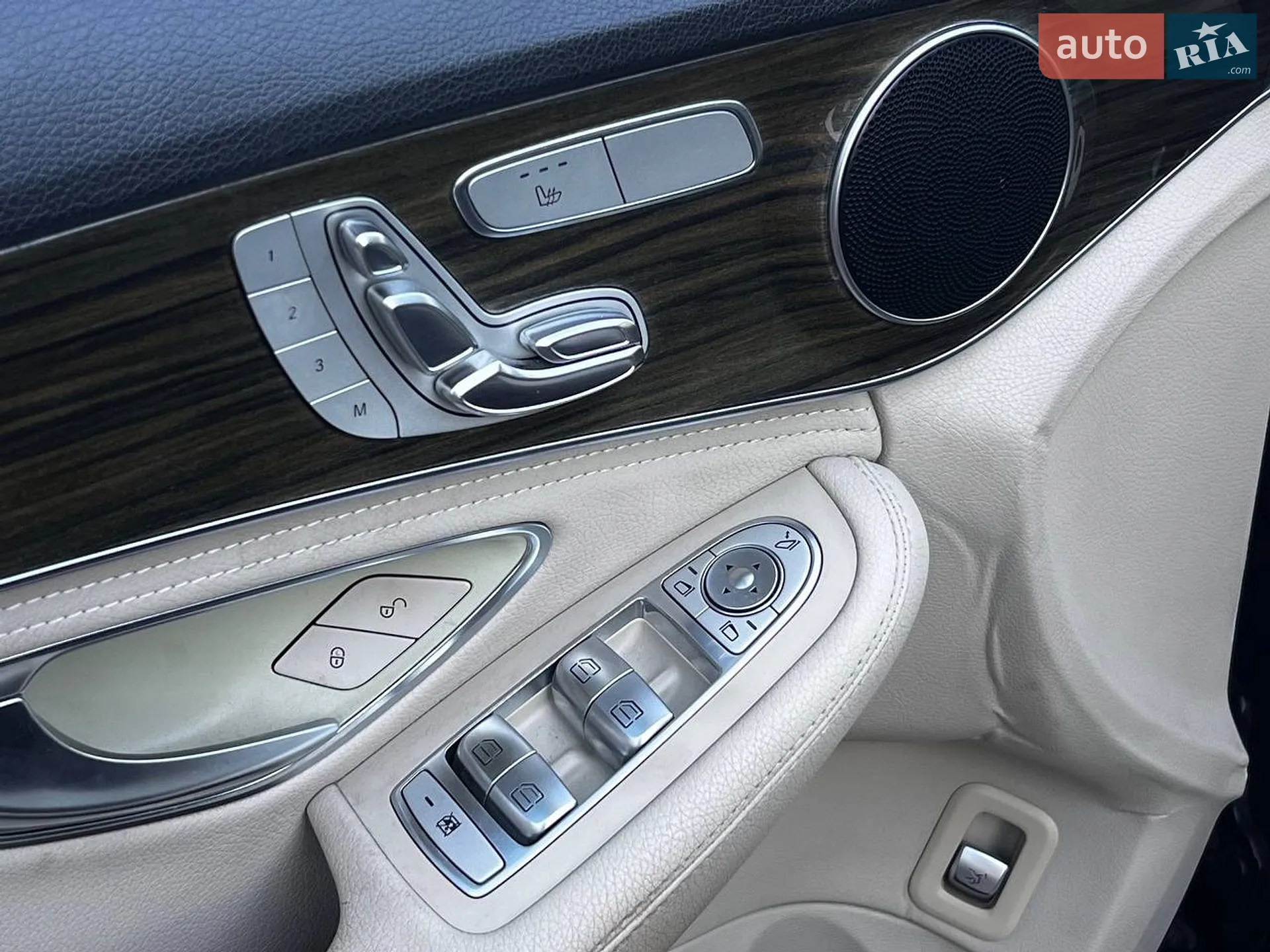 2015 Mercedes-Benz C-klasse - мініатюра 21