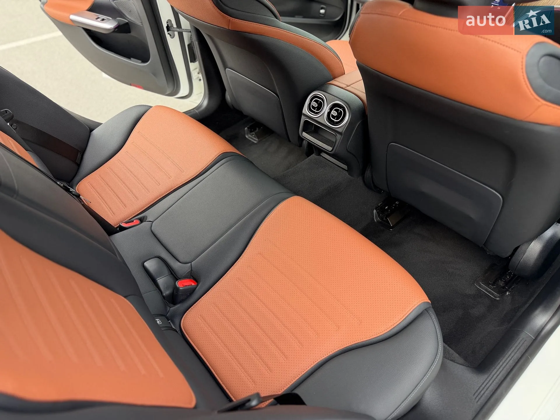 2023 Mercedes-Benz C-klasse - мініатюра 39