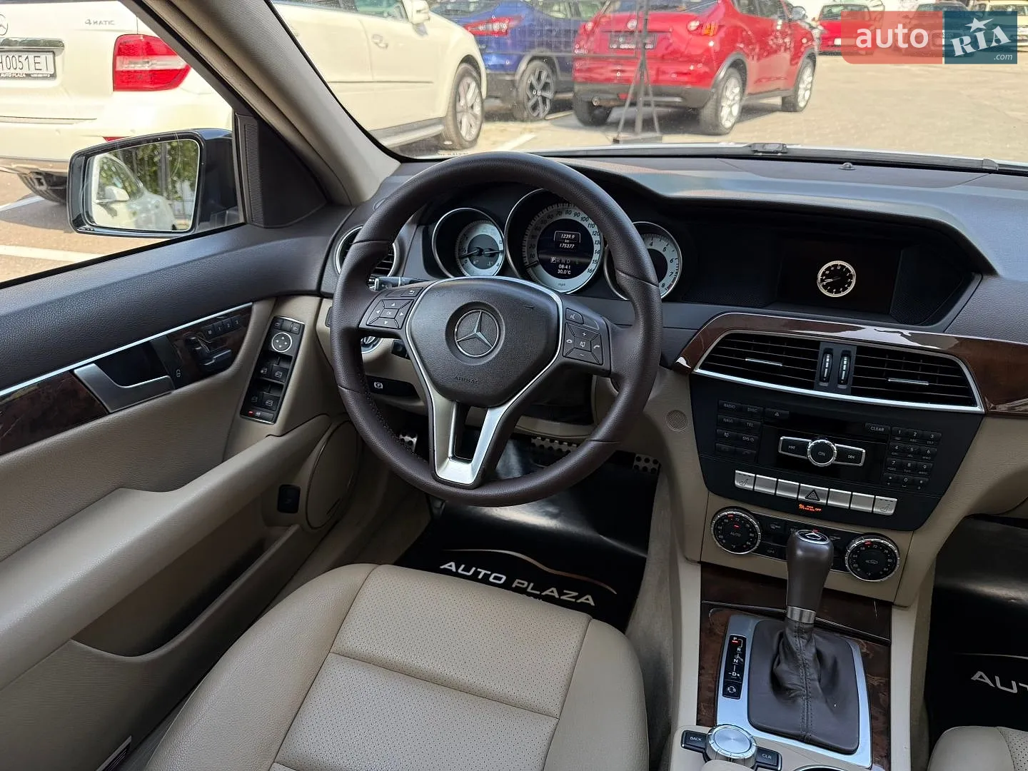 2013 Mercedes-Benz C-klasse - мініатюра 32