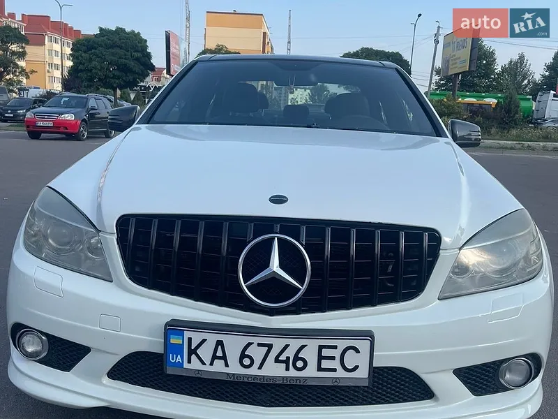 Mercedes-Benz C-Class