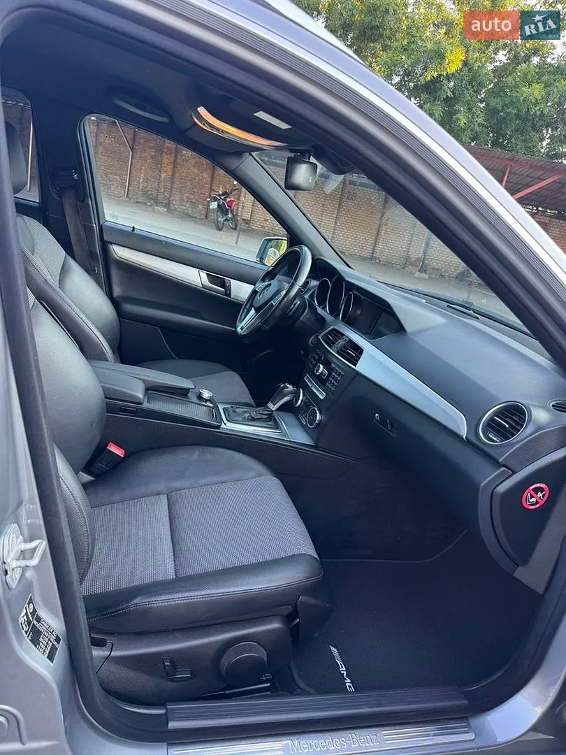2013 Mercedes-Benz C-klasse - мініатюра 24