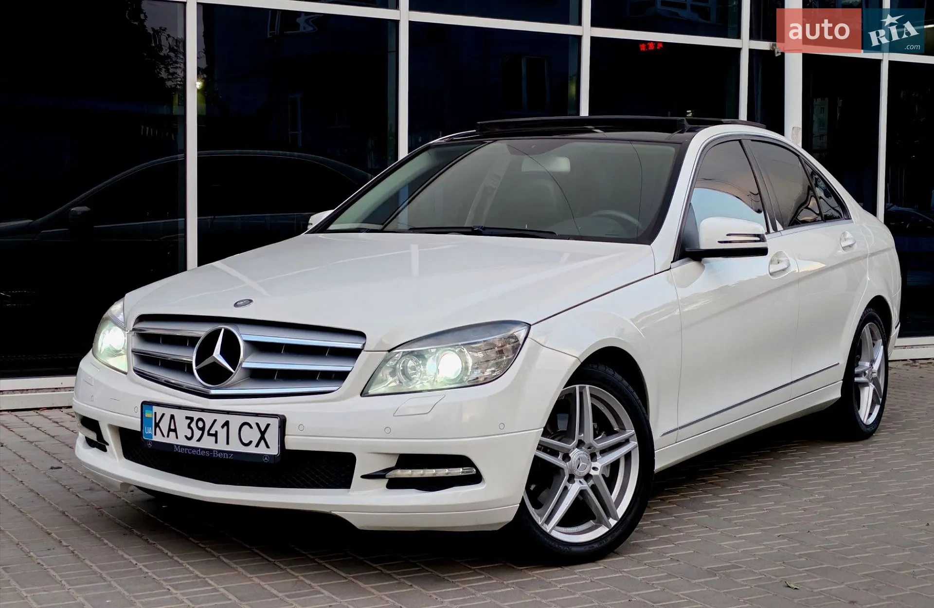 2011 Mercedes-Benz C-klasse - мініатюра 10