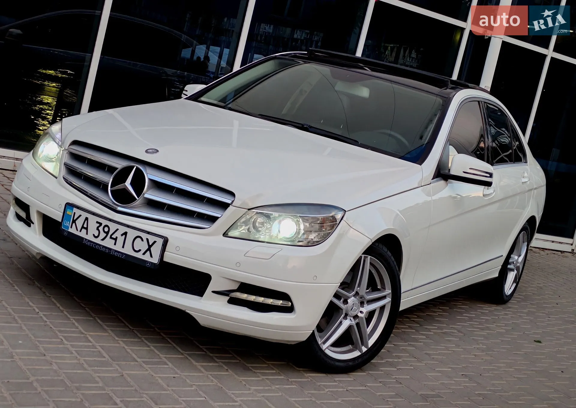 2011 Mercedes-Benz C-klasse - мініатюра 3