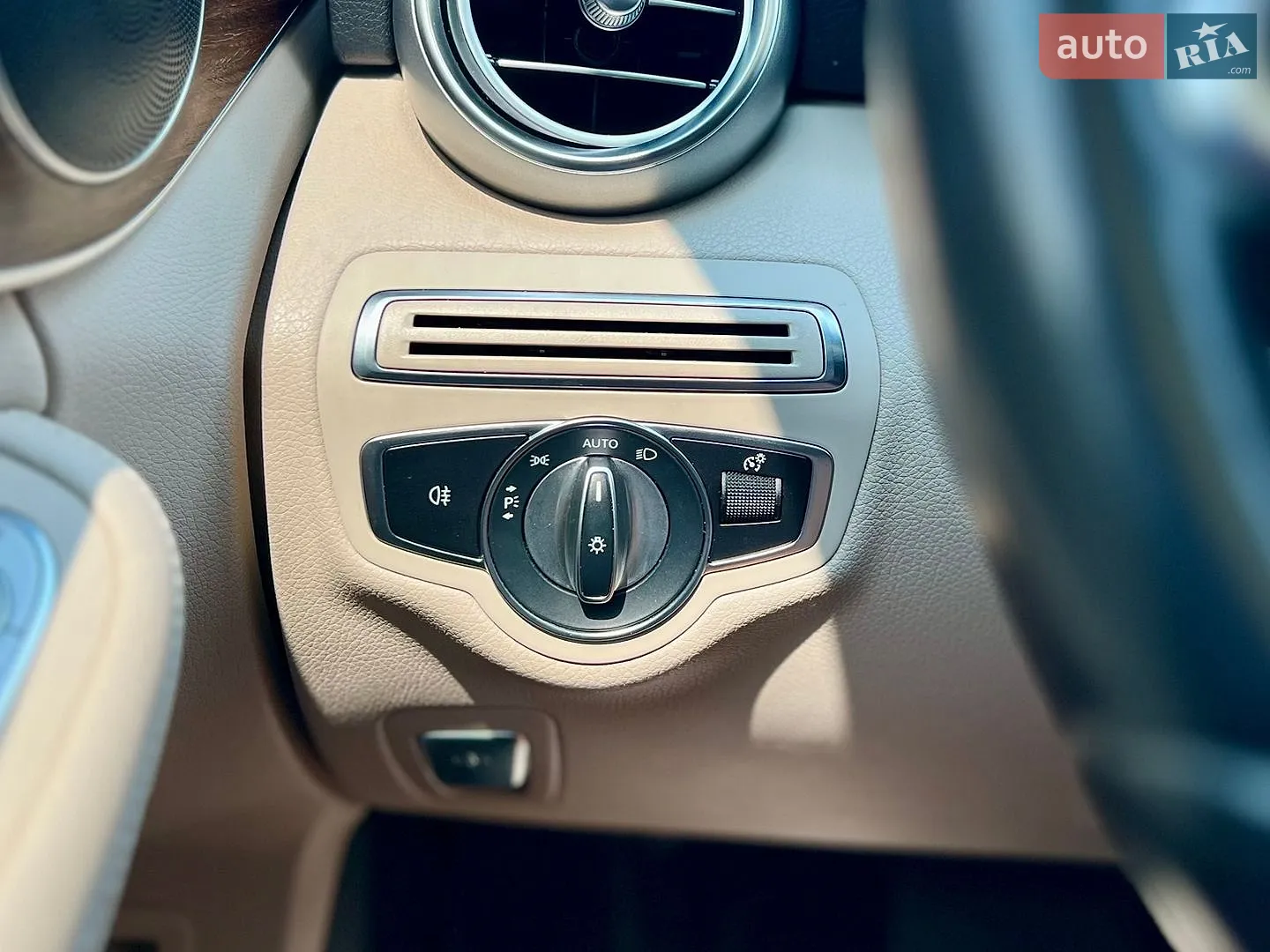 2021 Mercedes-Benz C-klasse - мініатюра 21