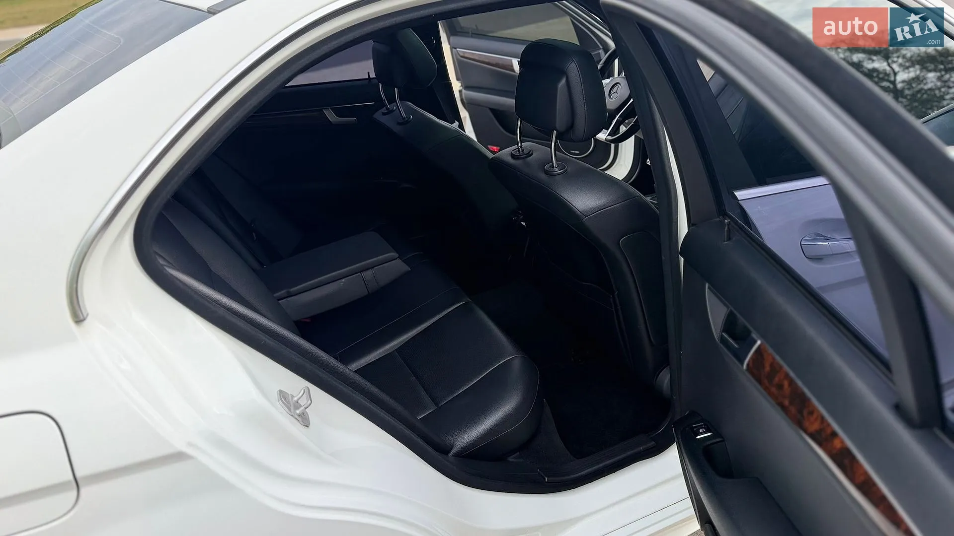 2013 Mercedes-Benz C-klasse - мініатюра 31