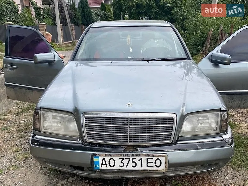 Mercedes-Benz C-Class 1995