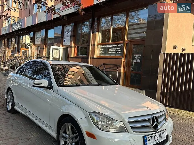 Mercedes-Benz C-Class 2012