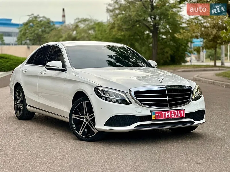Mercedes-Benz C-Class