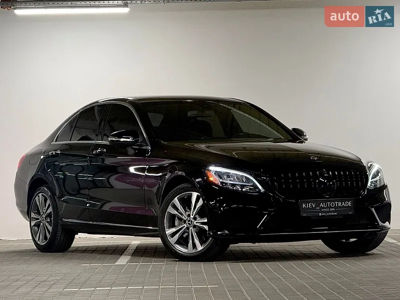 Mercedes-Benz C-Class 2021
