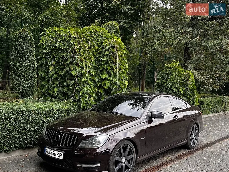 Mercedes-Benz C-Class