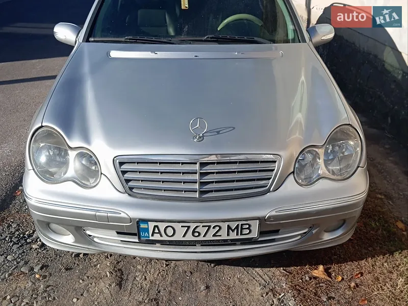 Mercedes-Benz C-Class
