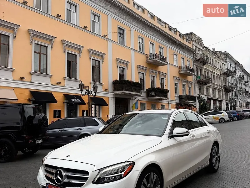 Mercedes-Benz C-Class