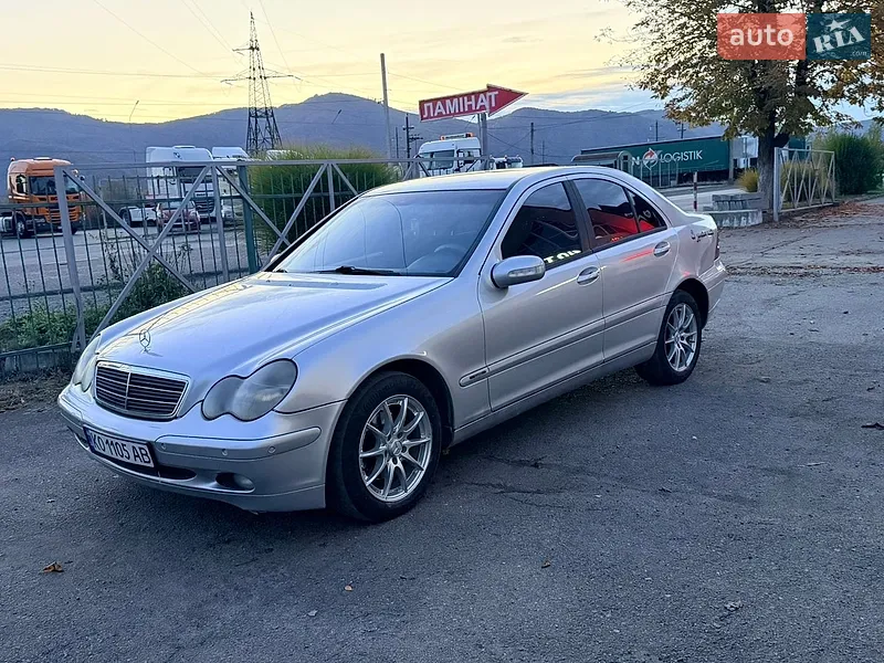 Mercedes-Benz C-Class